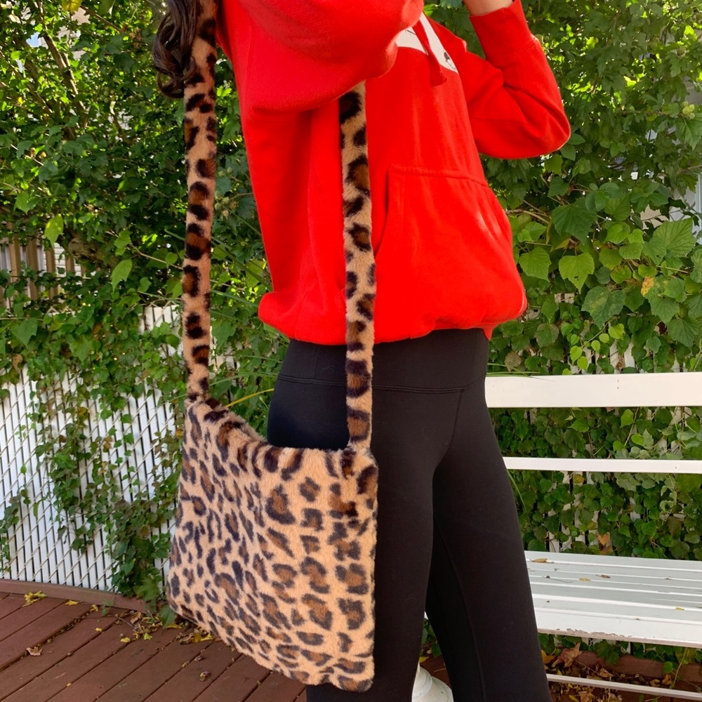 fuzzy soft leopard bag